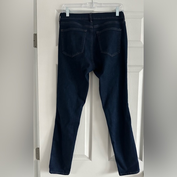 Loft Outlet Dark Wash Modern Skinny Jean. Size 6 - Picture 2 of 5